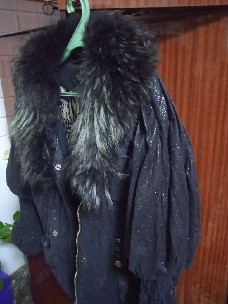 Зимняя тёплая куртка 46-48 размер