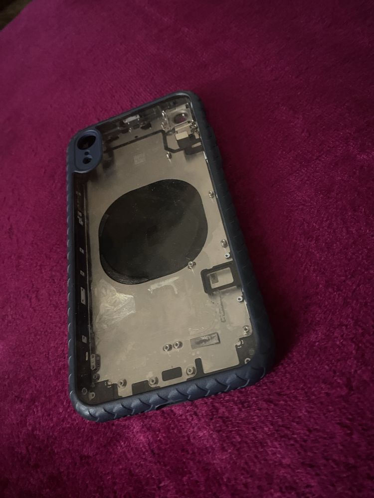 Xr korpus qora rang