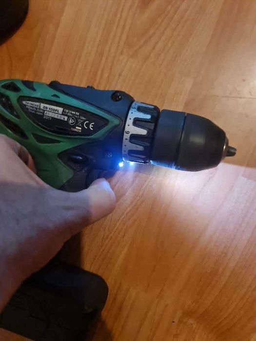 f Autofiletantă hitachi hikoki profesionala ds10DAL 10,8- 12v