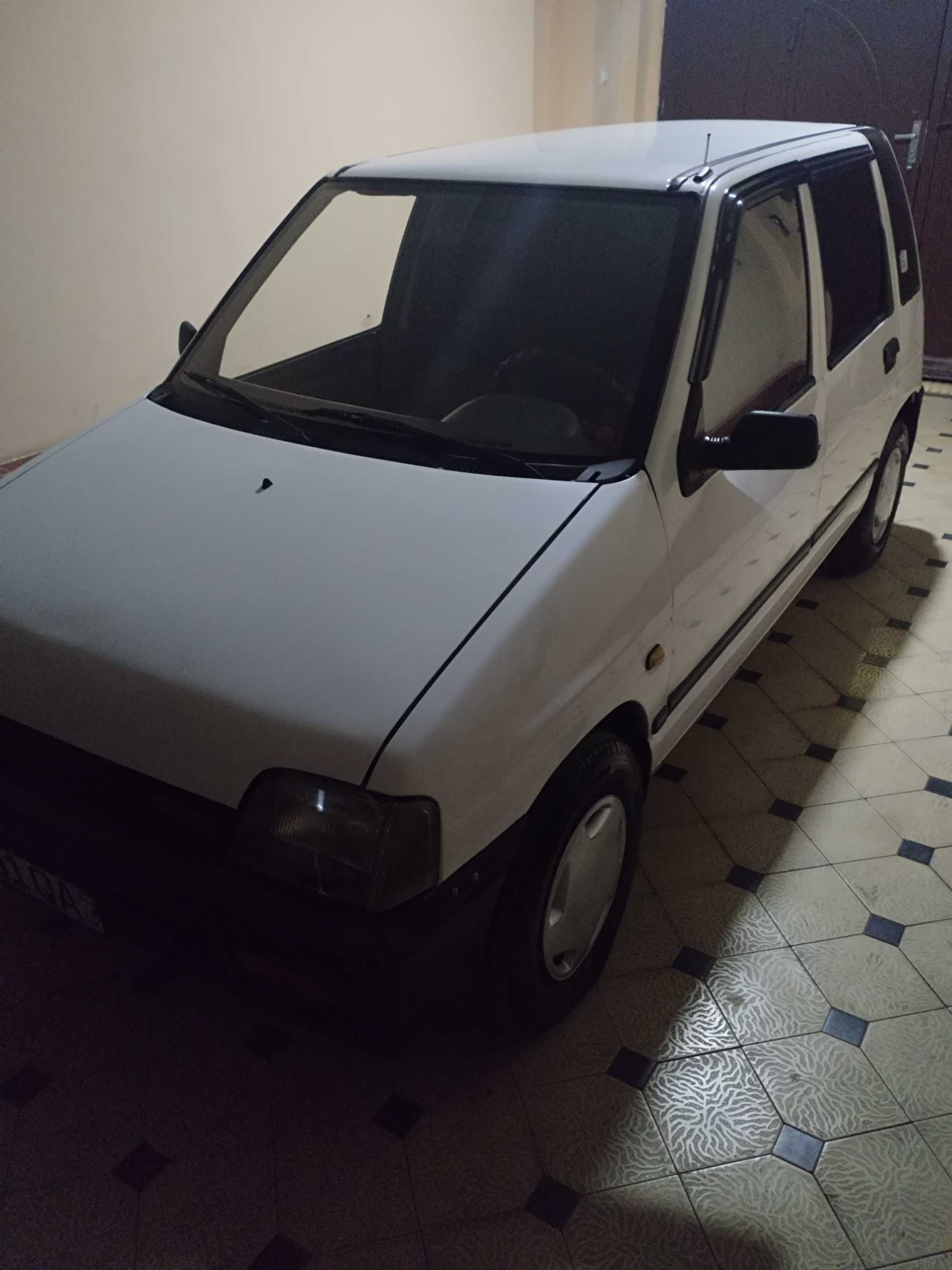 Tico.          Daewoo