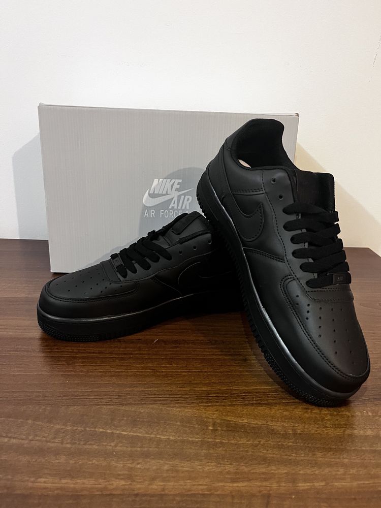 Adidasi Nike Air Force1 AF1 negri triple black (Livrare cu verificare)