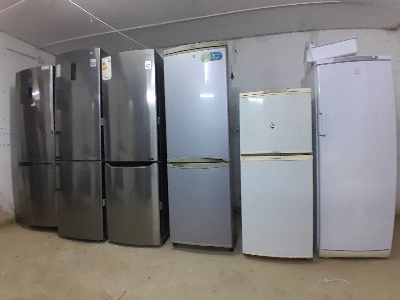 Холодильник от 35000 бирюса доставка цены разные