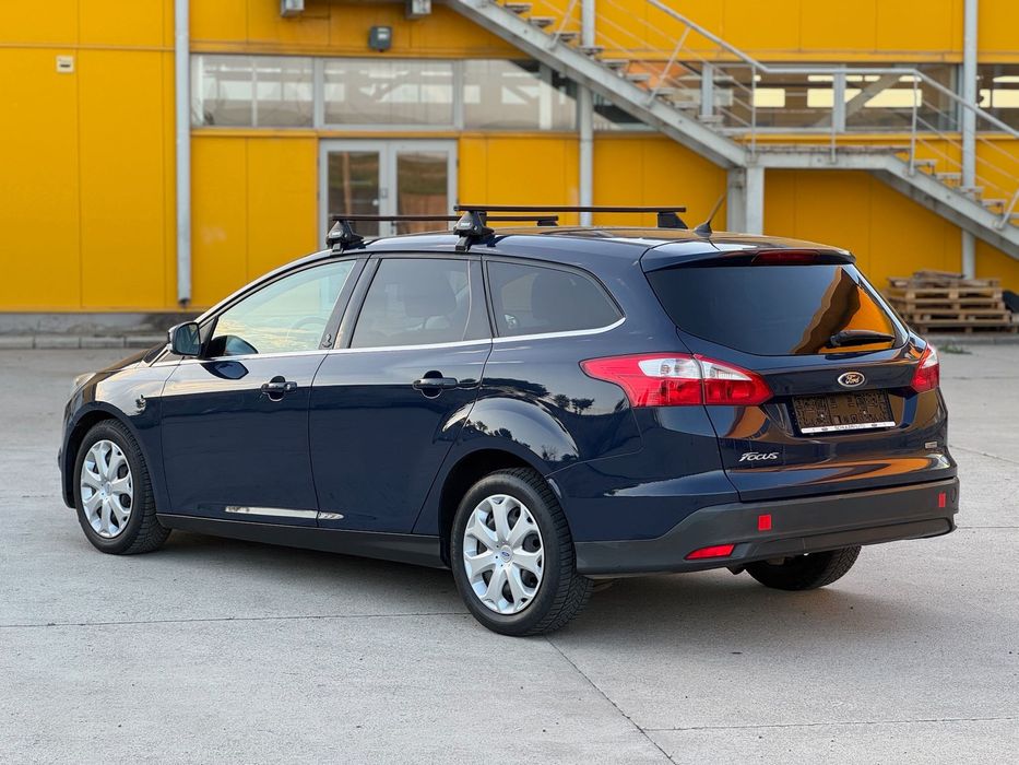 Ford Focus 2012 Champions 1.0 Benzina 125 CP Euro 5 Germania Navigatie