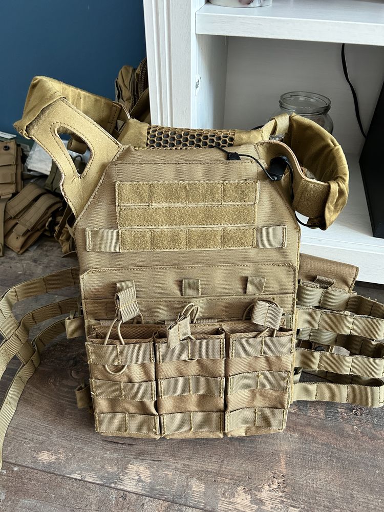 airsoft жилетка с паучове