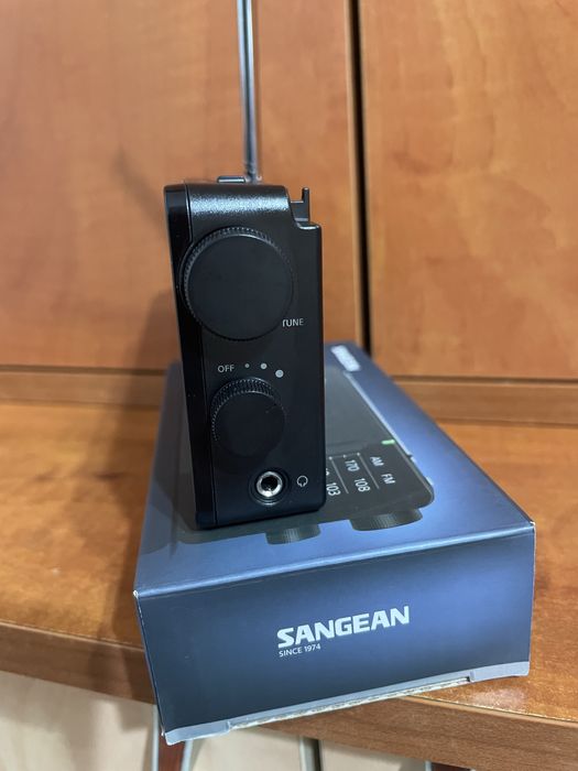 Radio portabil Sangean SR-36B