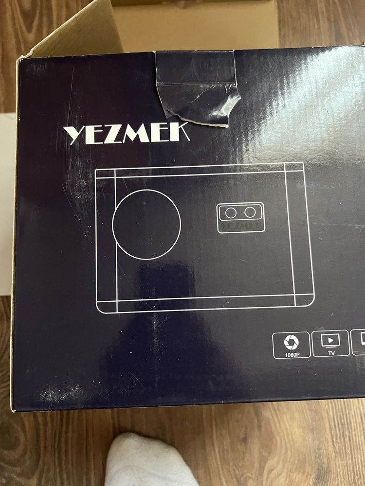 YEZMEK AK‑63 Full HD Led проектор Wi‑Fi  Bluetooth + zoom keystone 6D