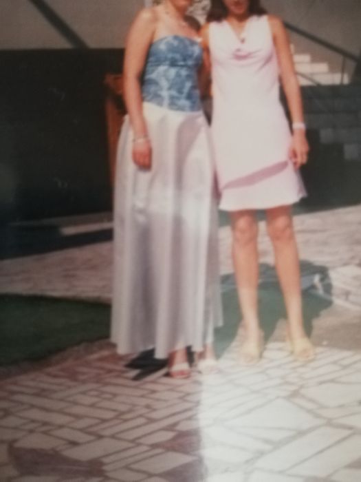 Vând fusta+corset +sal