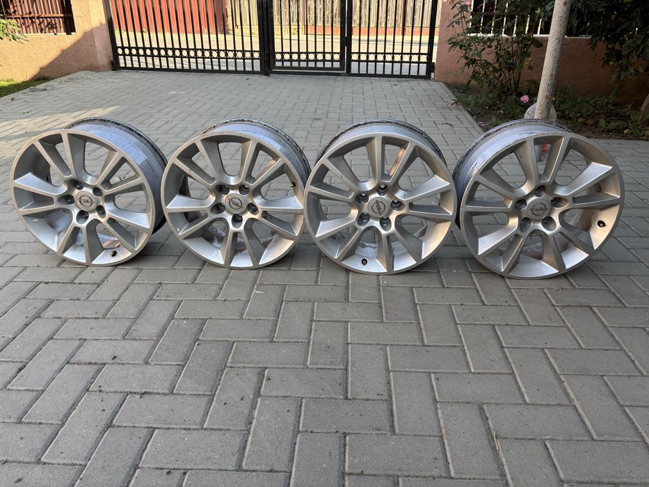 Jante aluminiu sunt pe 17