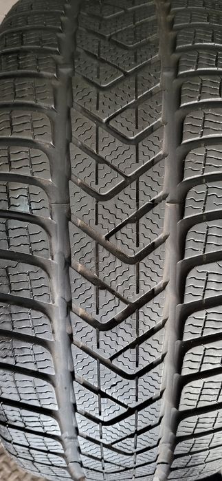 4 anvelope 235 35 19 pirelli winter sottozero3 2023 7mm