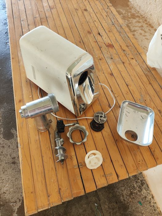 Продается мясорубка