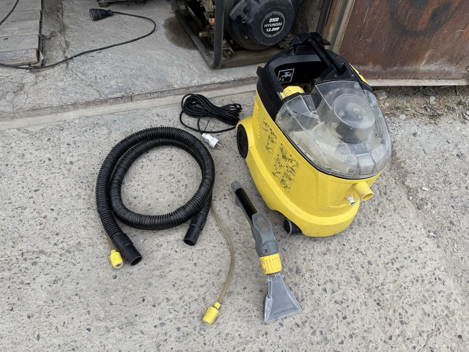 * KARCHER Puzzi 8.1C оригинал Италия профессиональный пылесос для химч