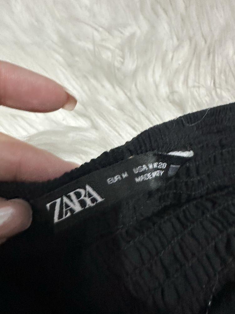 Zara пола с бродерия