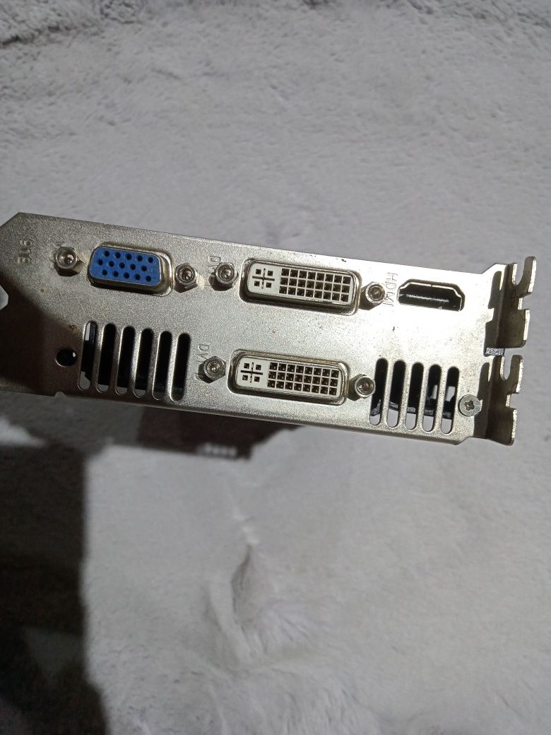 GTX460gs на 2 gb в нерабочем состоянии