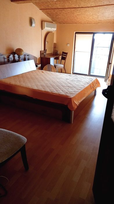 Дава под наем 2-стаен