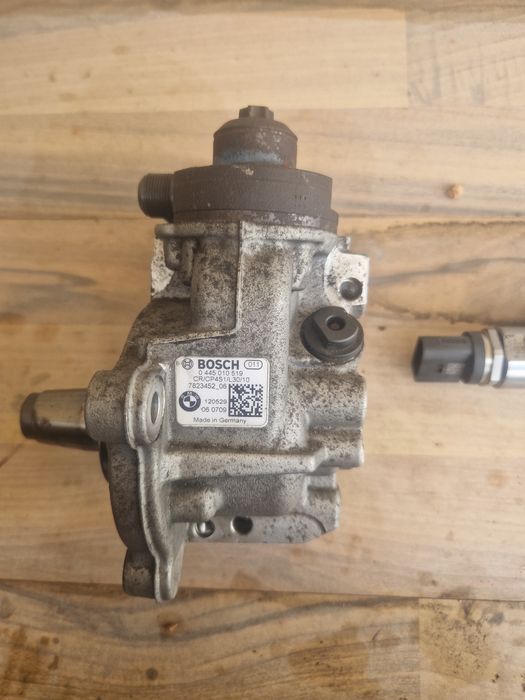 Pompă înaltă presiune  BOSCH ( BMW )