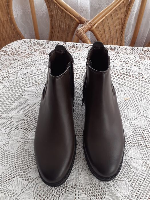 Cizme  bărbați  noi