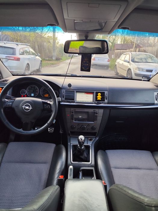 Vând Opel Vectra c