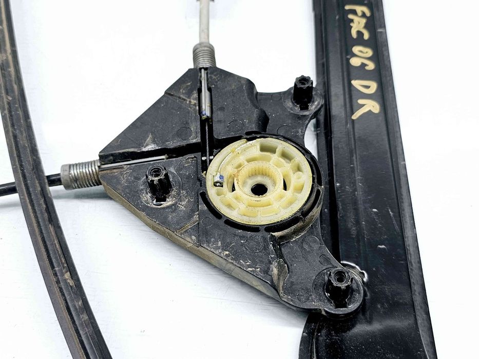 Macara electrica geam dreapta fata Volkswagen Caddy IV Van (SAA, SAH)