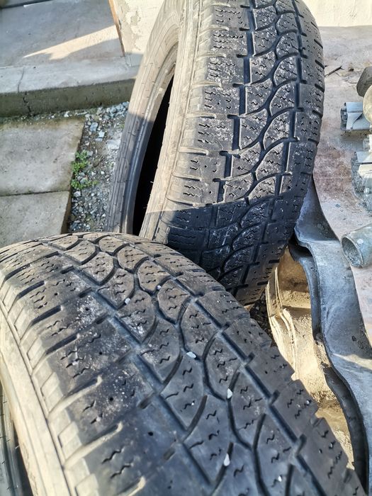 Anvelope iarna 215/75/16C - 2 buc