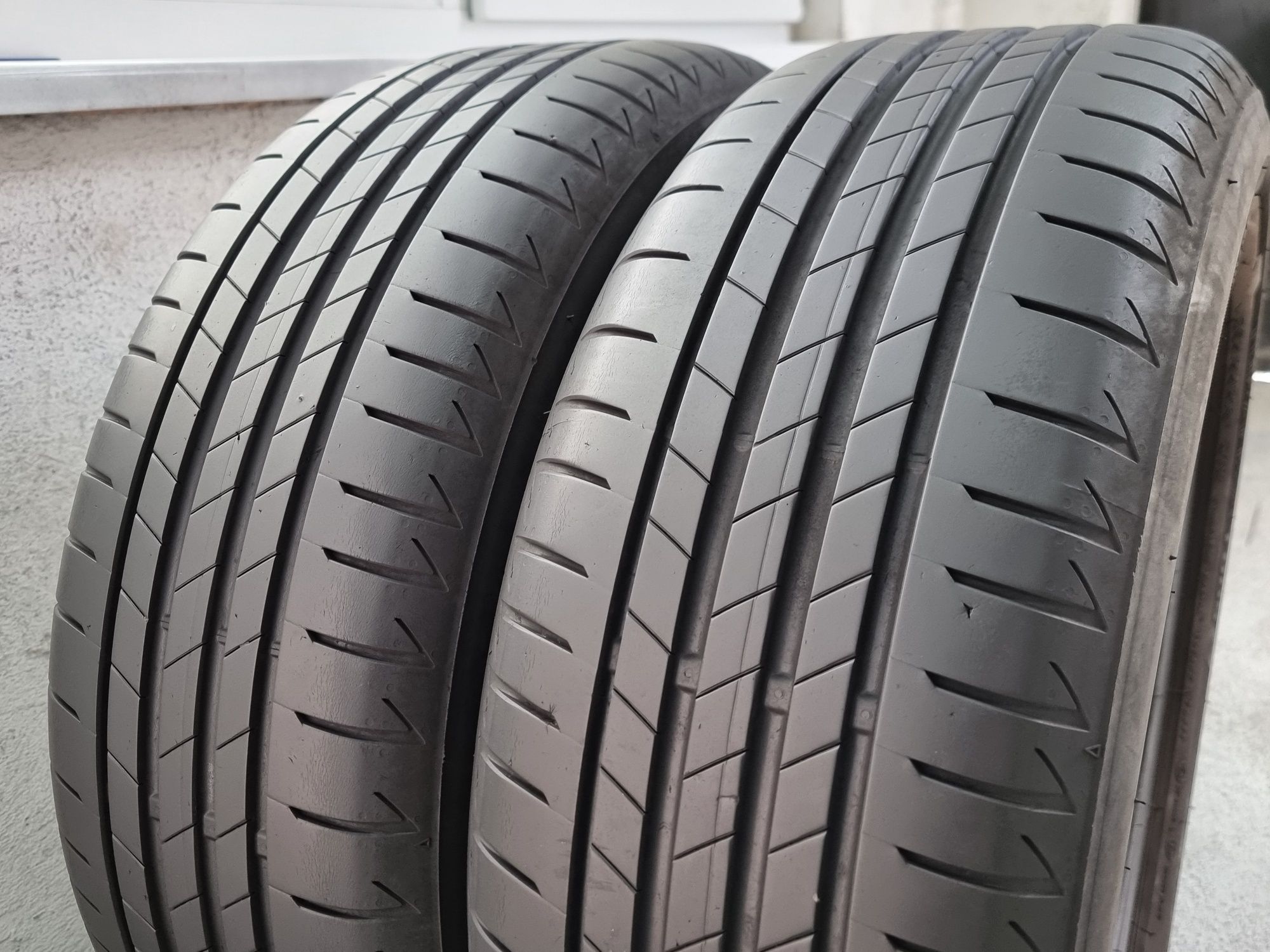 205/55/16 Bridgestone 2Броя: 130лв 6.5мм