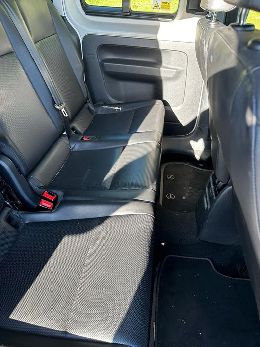 Dezmembrez wolkswagen caddy maxi 7 locur motor 2.0 dfsd cutie manuala