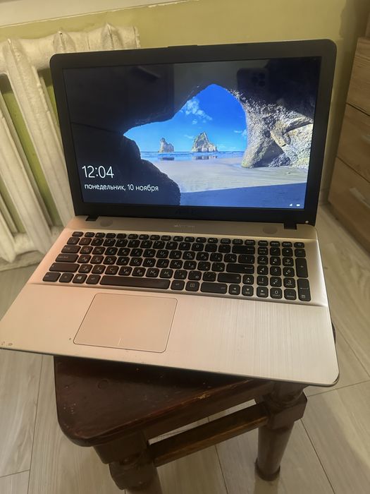 ASUS X541SA ноут