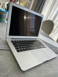 Macbook Air 2015-ssd 256-i5-4gram