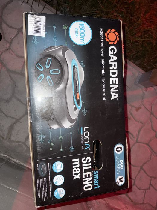 Robot tuns iarba Gardena Smart Sileno 1500m²