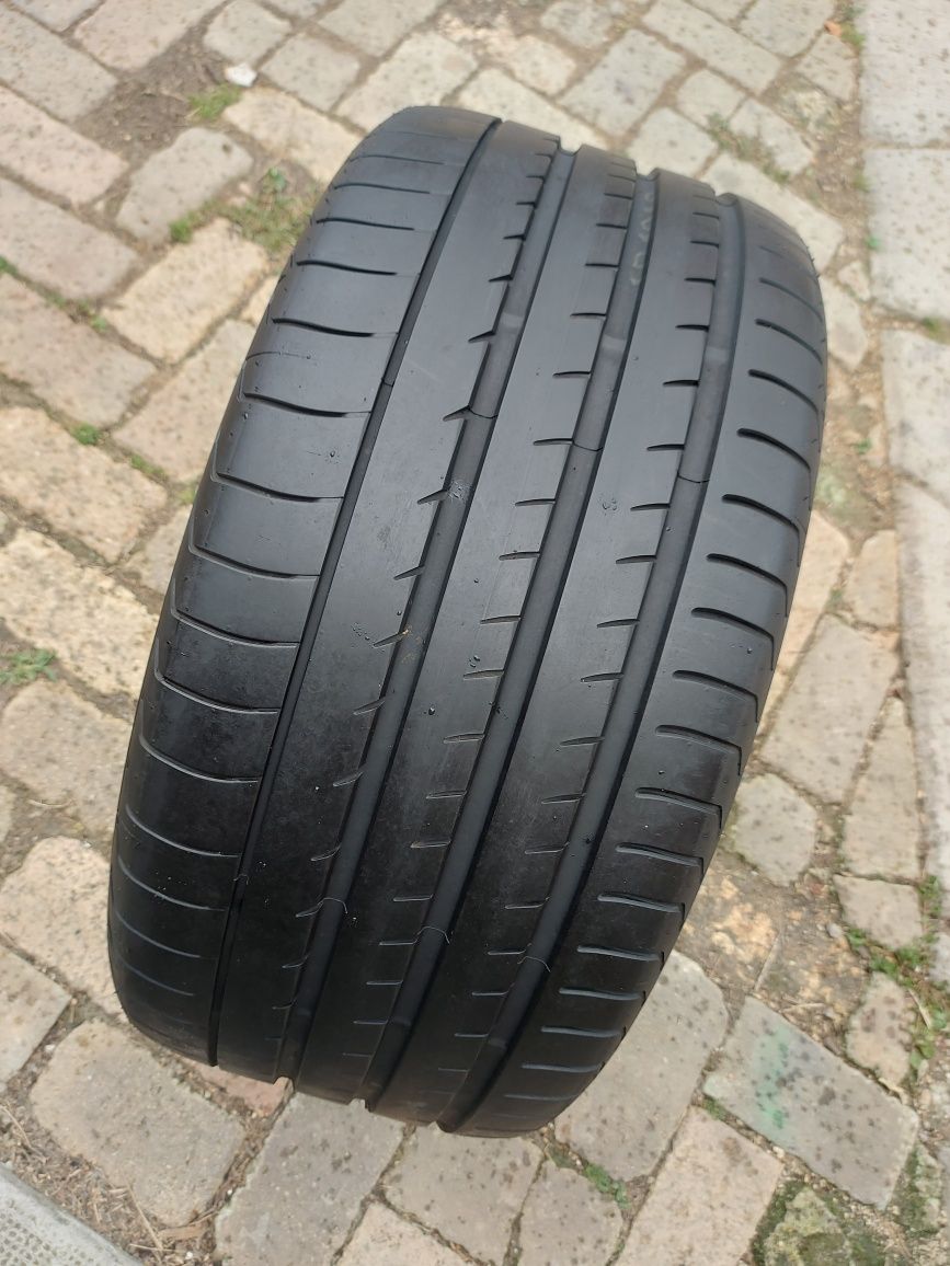 O bucată 295/35 R21 vară - una Michelin Continental Pirelli Yokohama