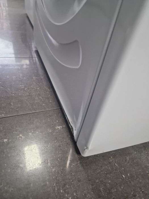 Пералня Siemens IQ300 8кг Чисто нова