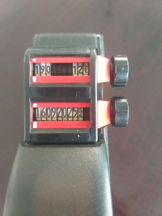 Aparat lipit preturi ,etichete,  Blitz C 20