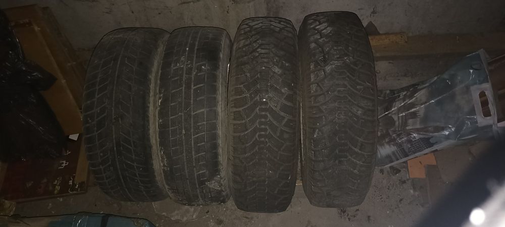 Диск титановый и шины,