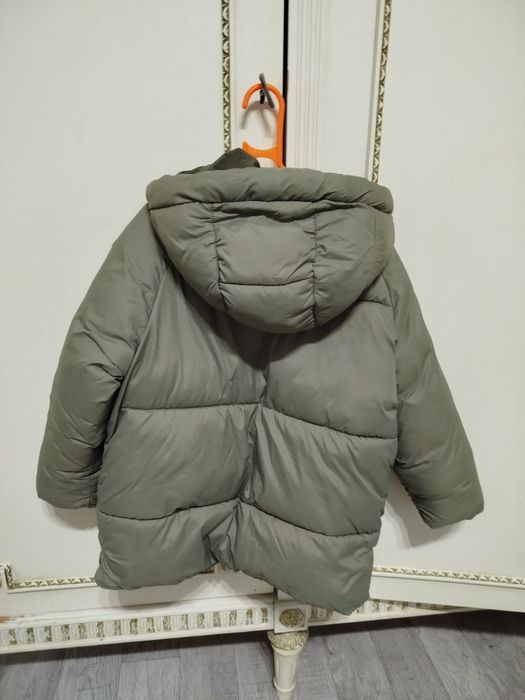 Куртка на мальчика Zara.