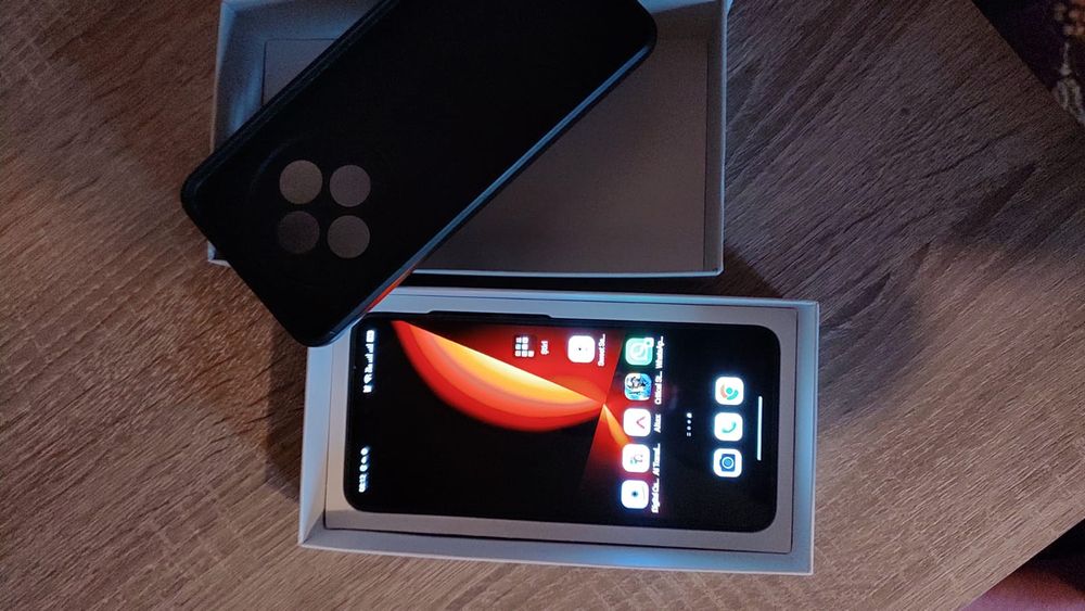 telefon Oppo Reno 12 F 5G