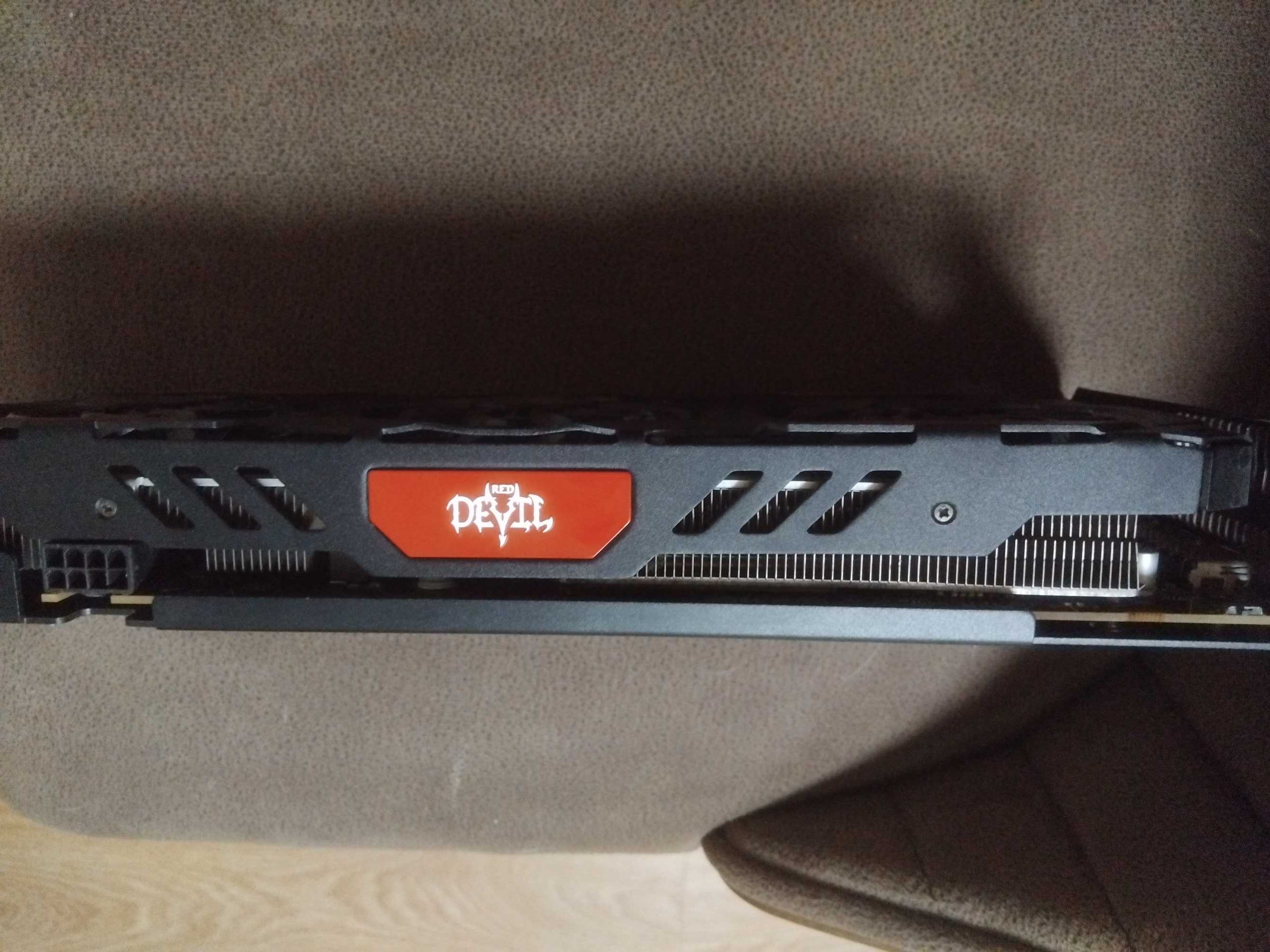 Продавам RX480 8G,RED DEVIL.GDD5