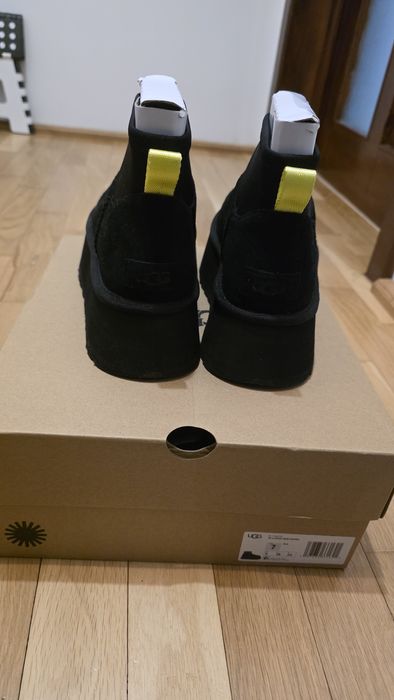 Ugg mini dipper nr 38(24 cm)