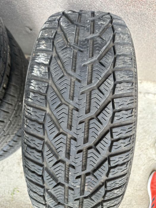 Cauciucuri de iarna 205/55/r16
