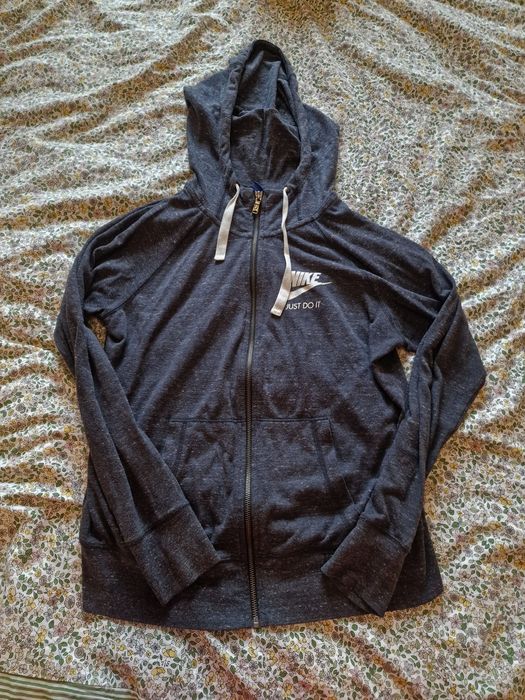 Дамско горнище Nike