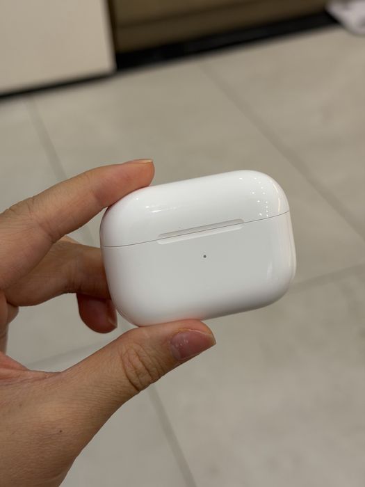 Airpods pro1 почти новые