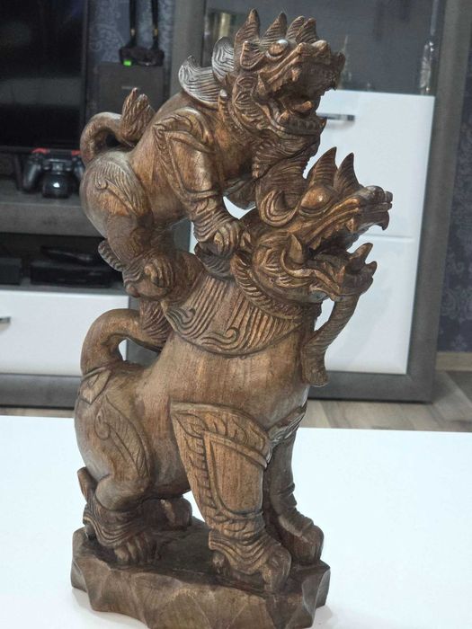 Superba statueta vintage cu leul chinezesc numit si cainele Foo