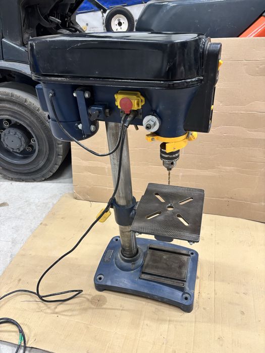 Настолна бормашина MACallister