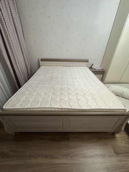 Продам кровать двухместный