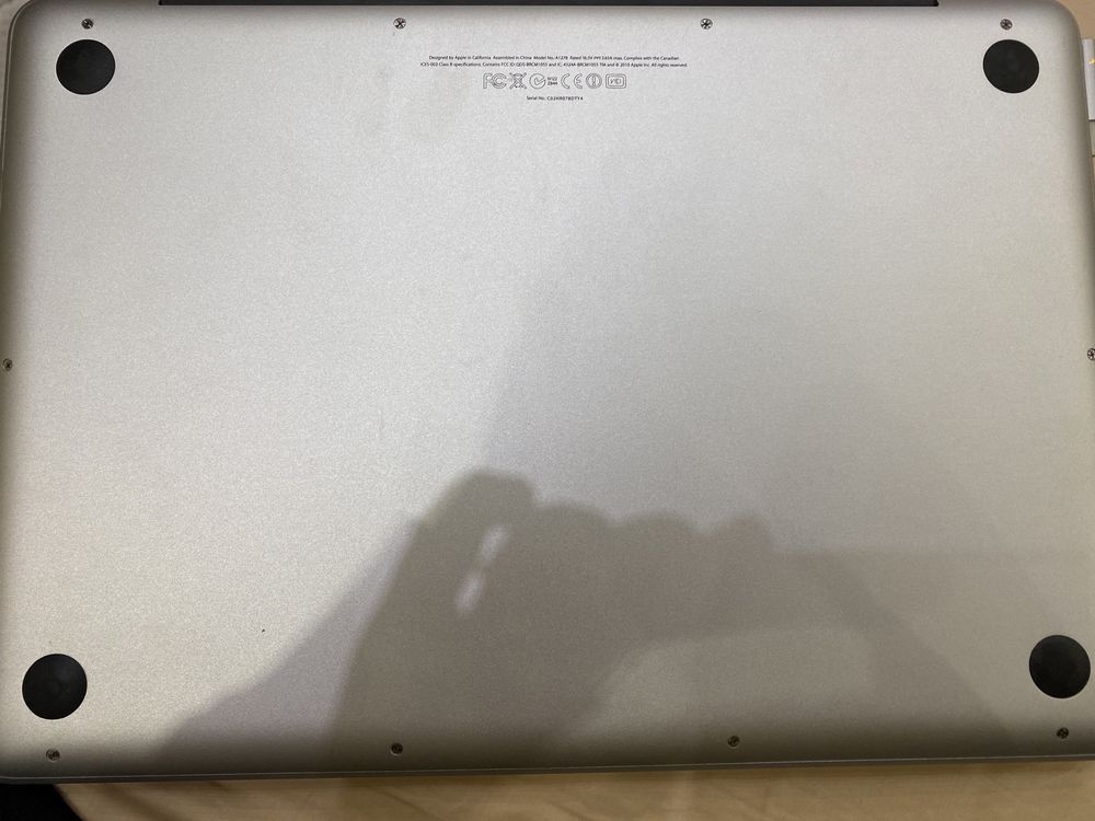 MacBook Pro 13 inchi