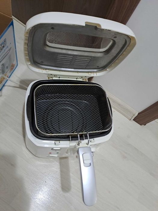 Friteuza ulei 2,5 litri Star Light, foarte putin folosita