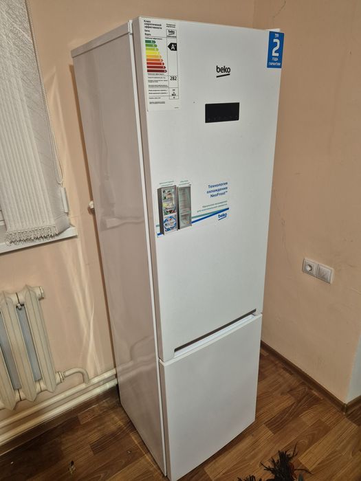 Холодилник сатылады.