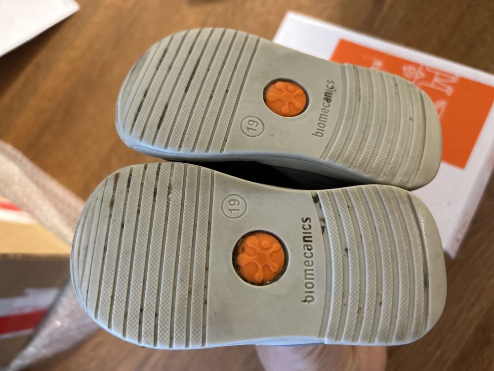 Pantofi adidasi sandale Biomecanis copii 19 ca noi Primigi 20