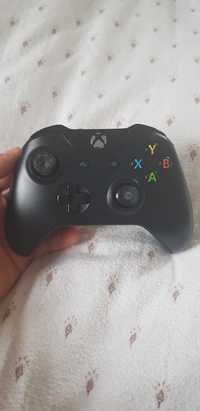 Controller/manetă Xbox One Stricat ,Pentru Piese