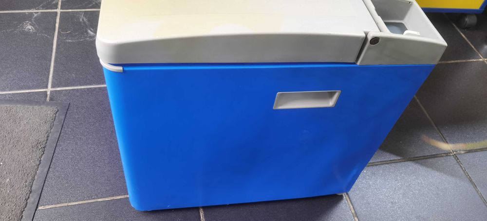 Lada frigider WAECO NOUA 42 l 220v/12v/ gaz