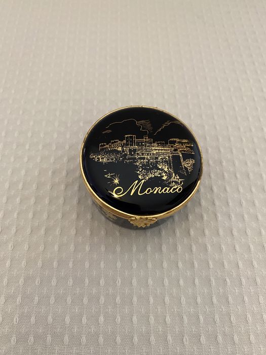 Cutie bijuterii aurita ,obiect decor