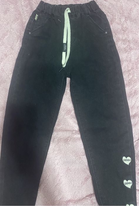 Джинсы женские